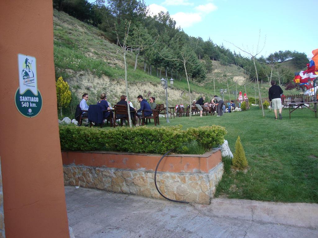 Alberg Albergue De Peregrinos A Santiago *
